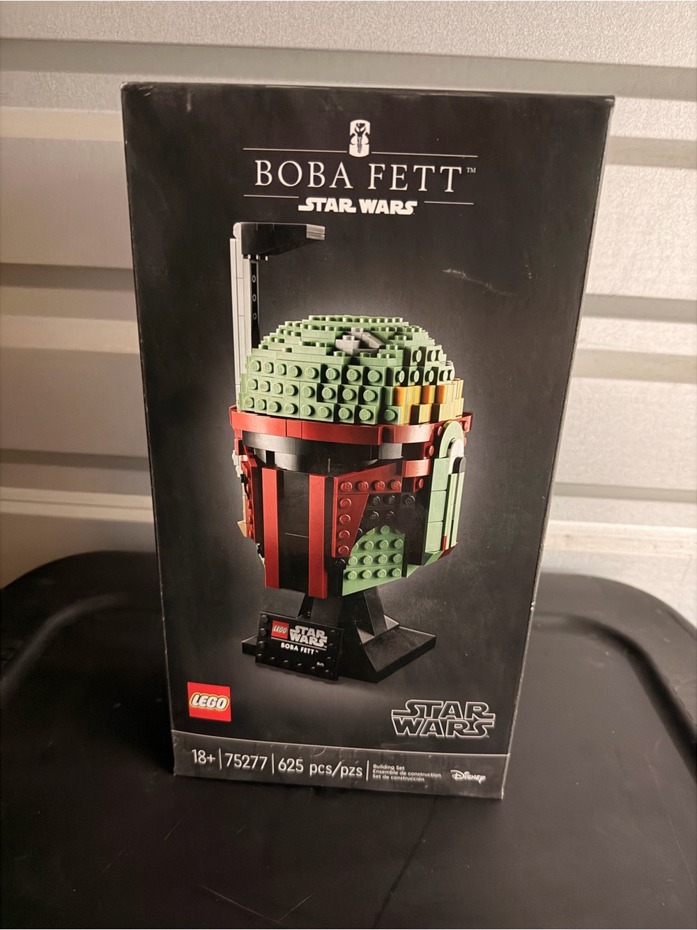 New LEGO Boba Fett Helmet - Retired & Factory Sealed